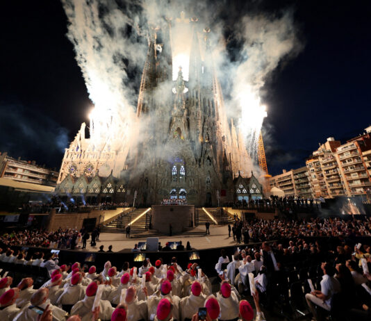 Barcelona: Sagrada Familia atinge o etapă istorică cu sprijinul Papei Leon
