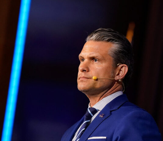 Statele Unite pregătesc noi lovituri în Iran dacă nu se ajunge la un acord, avertizează Hegseth