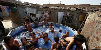 Aproape toți copiii din lume sunt expuși la riscuri climatice, avertizează ONU