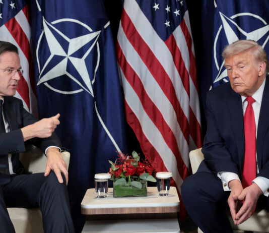 Rutte se întâlnește cu Trump înainte de summitul NATO, în încercarea de a reduce tensiunile transatlantice