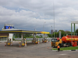 Criza carburanților se adâncește în Rusia, iar nemulțumirea populației este în creștere